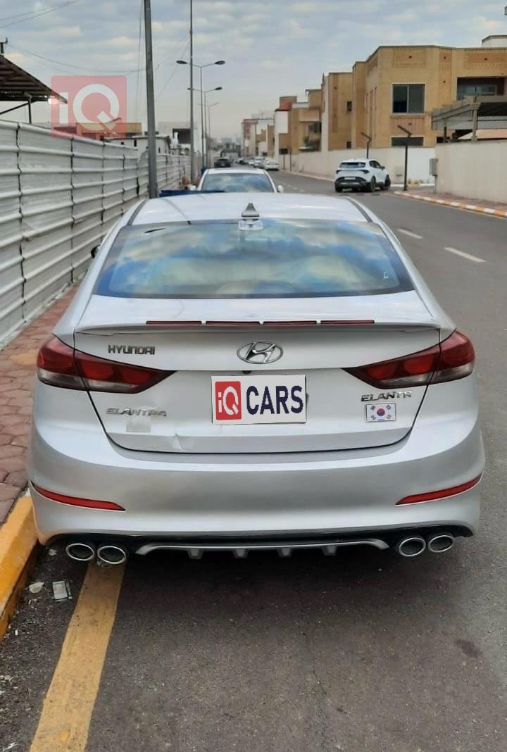 هيونداي النترا